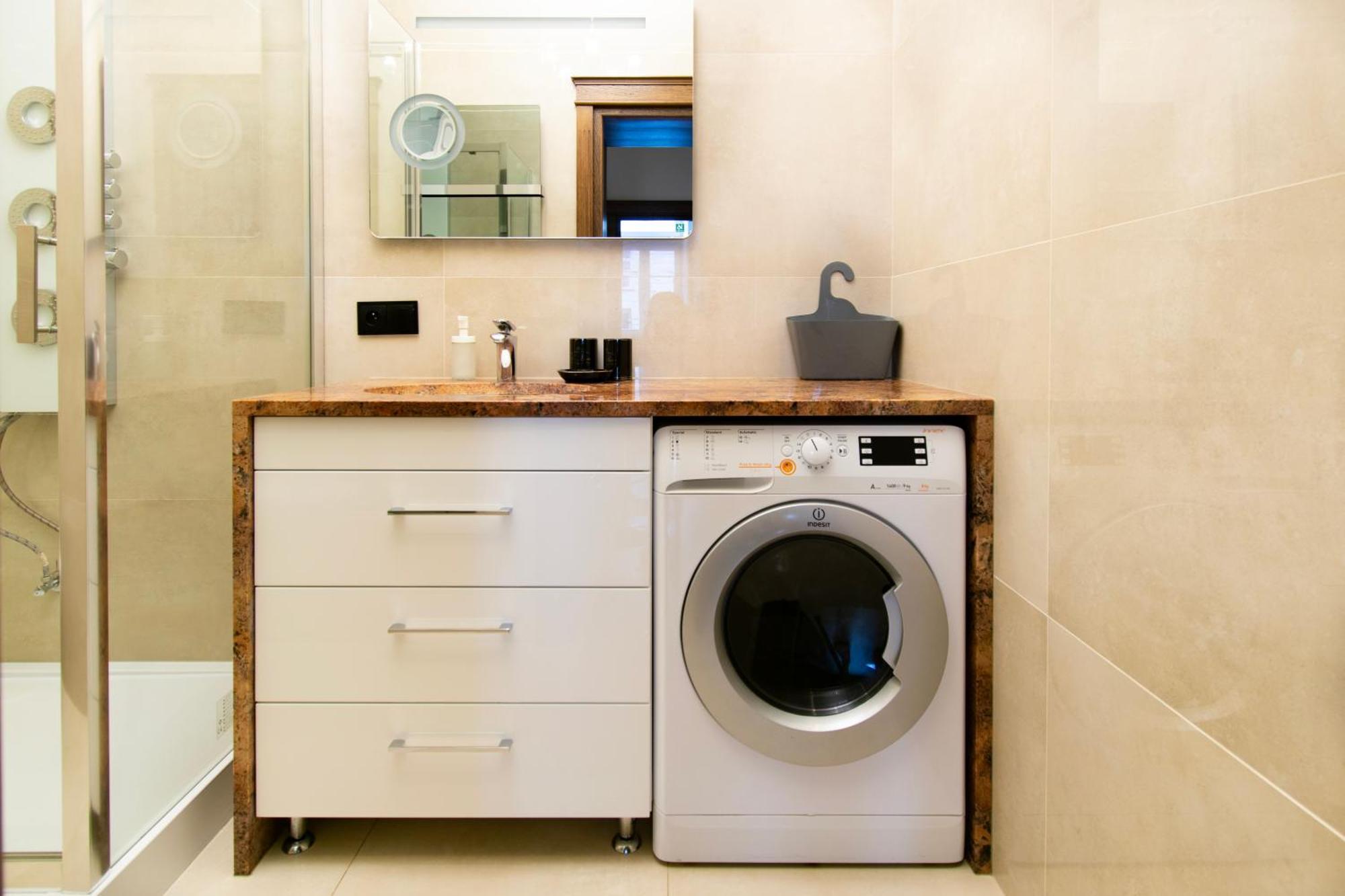 Quiet & High Class Apartments Jablonowskich Street คราคูฟ ภายนอก รูปภาพ