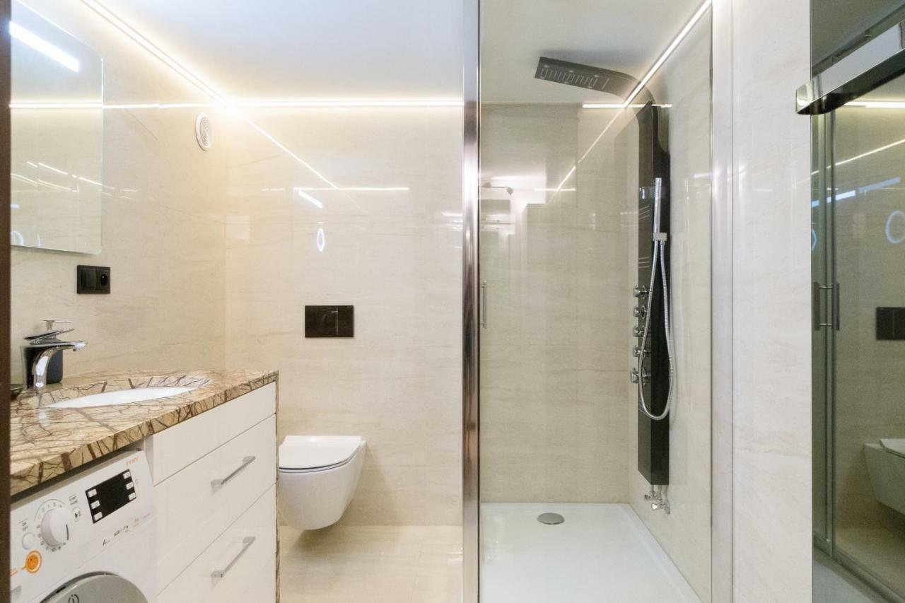 Quiet & High Class Apartments Jablonowskich Street คราคูฟ ภายนอก รูปภาพ